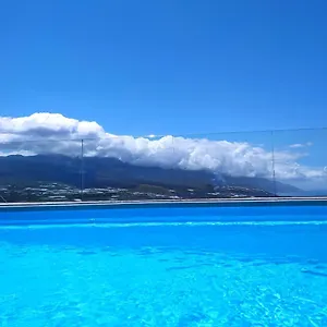 https://casa-los-mangos.in-canary-islands.com
